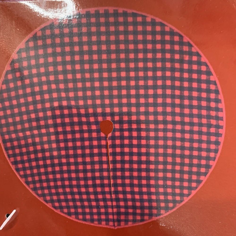 Christmas Tree Skirt Flannel Buffalo Check Plaid Red Black 48inch Farmhouse Cozy - Picture 5 of 7